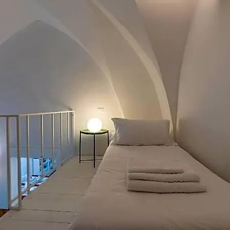 Sant'oronzo 3* ليتشي