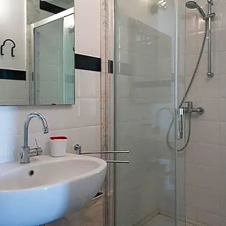 Sant'oronzo فندق